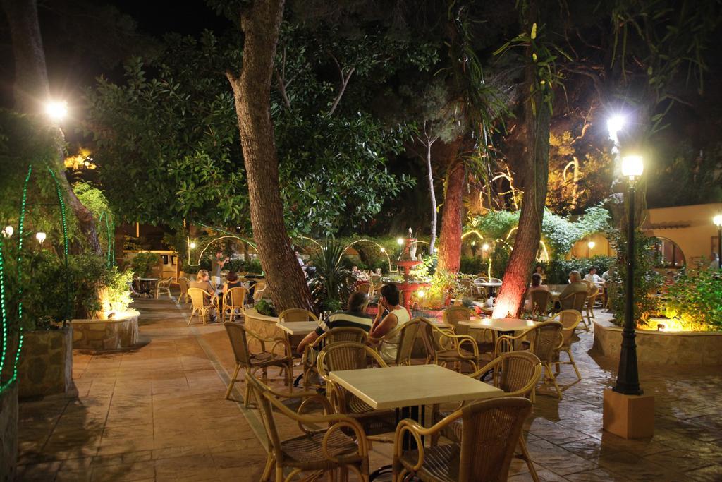 Hotel Baviera กาลารัตจาดา ภายนอก รูปภาพ