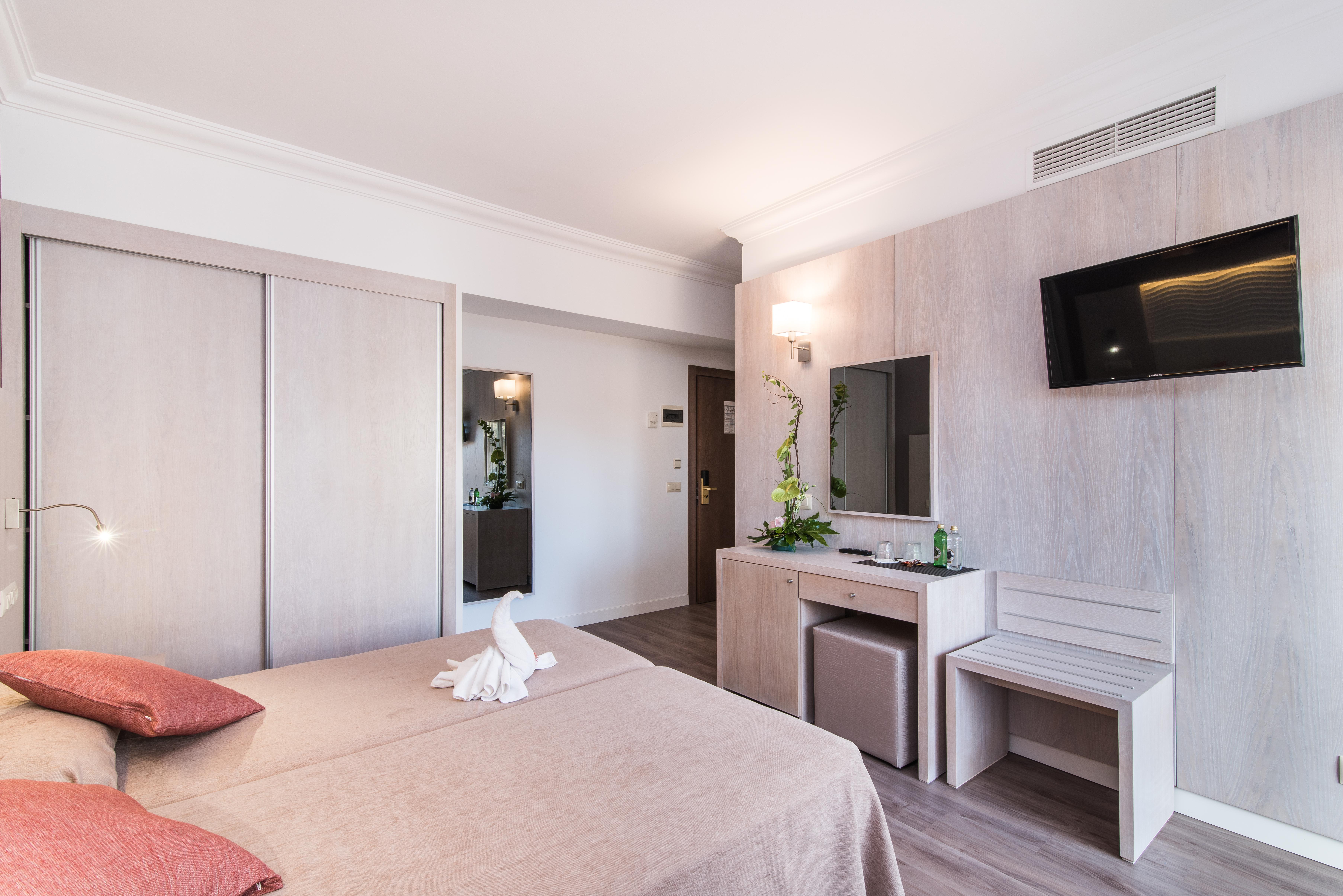Hotel Baviera กาลารัตจาดา ภายนอก รูปภาพ