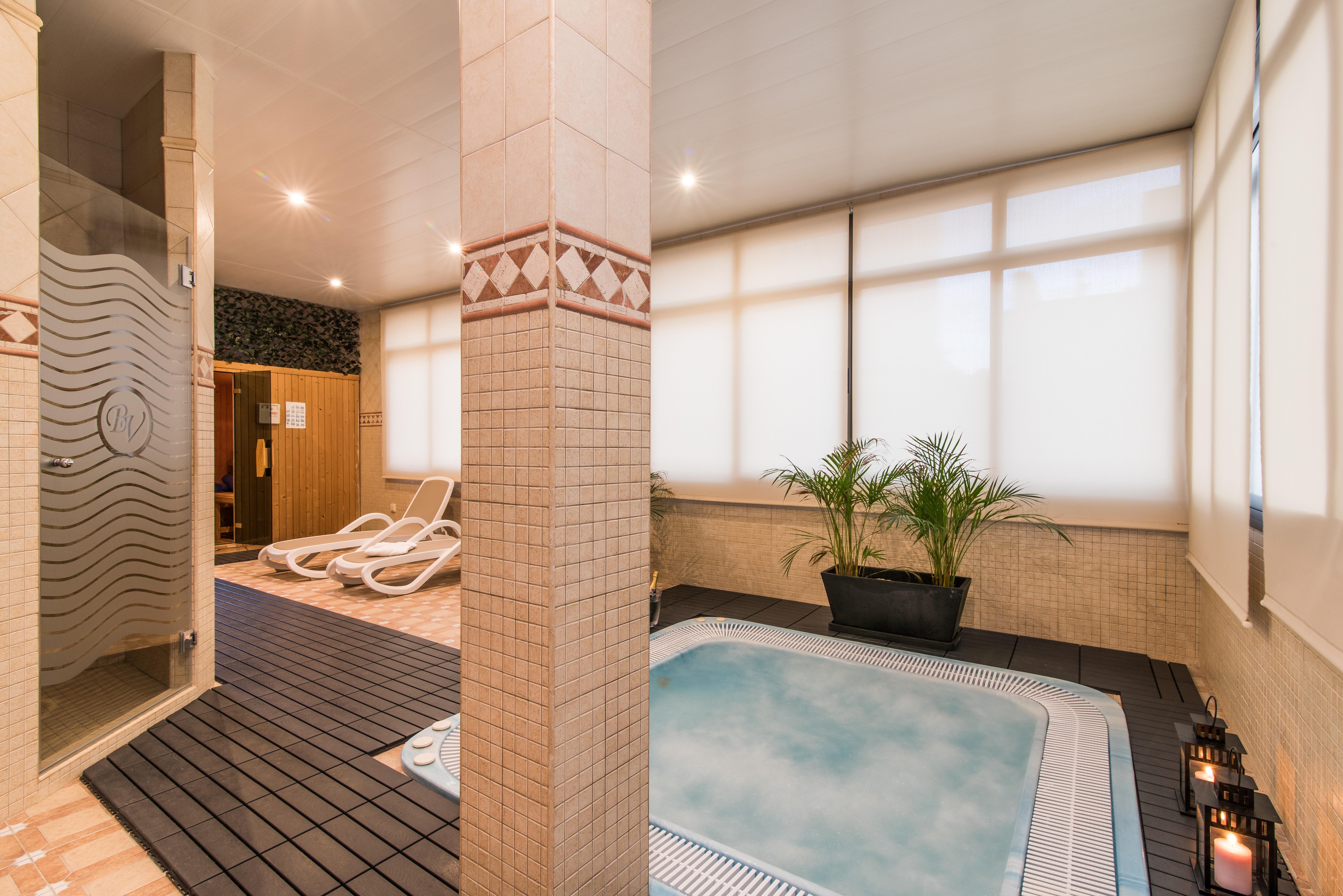 Hotel Baviera กาลารัตจาดา ภายนอก รูปภาพ